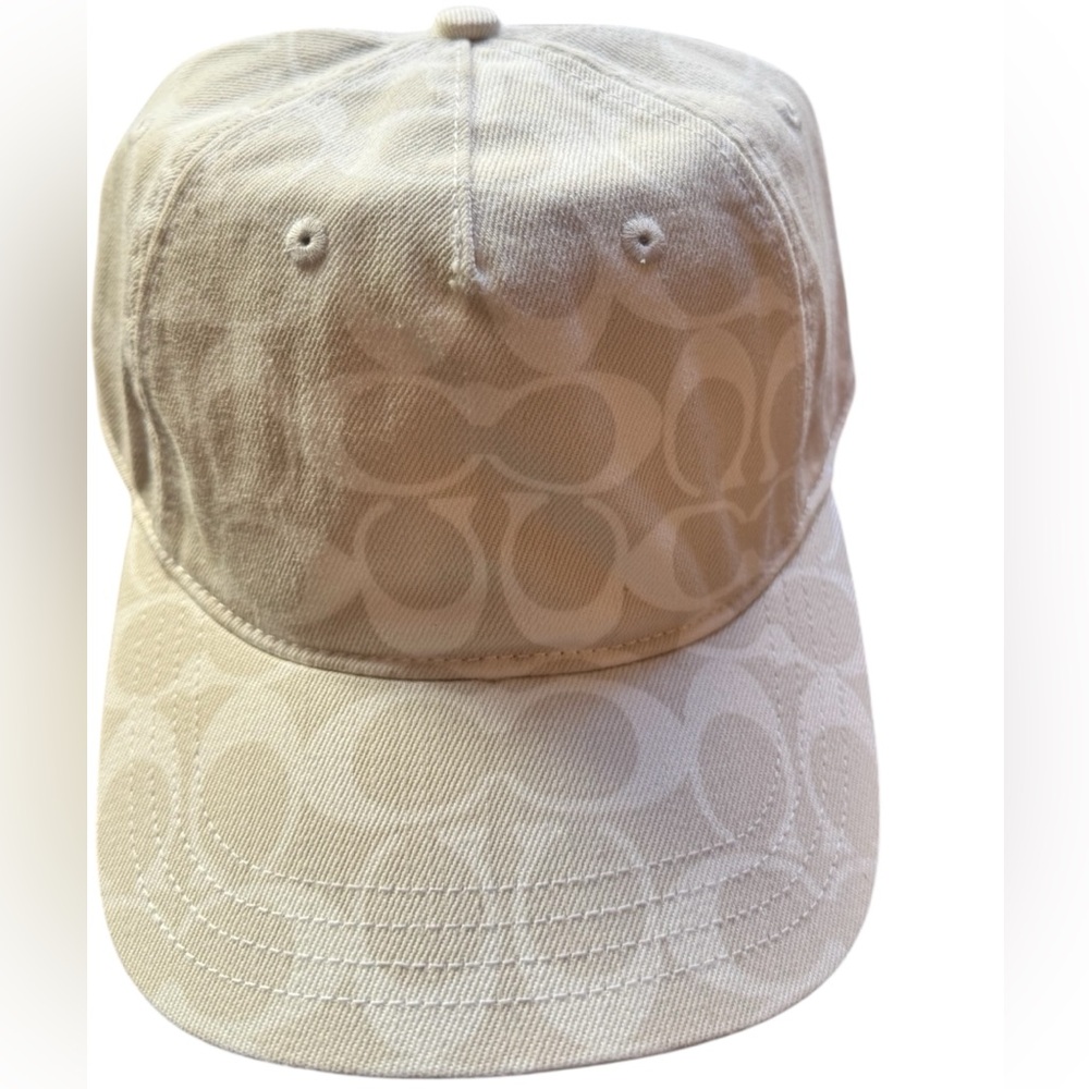 Coach Signature Denim Baseball Hat in Chalk, made of 100% cotton. - Picture 3 of 7